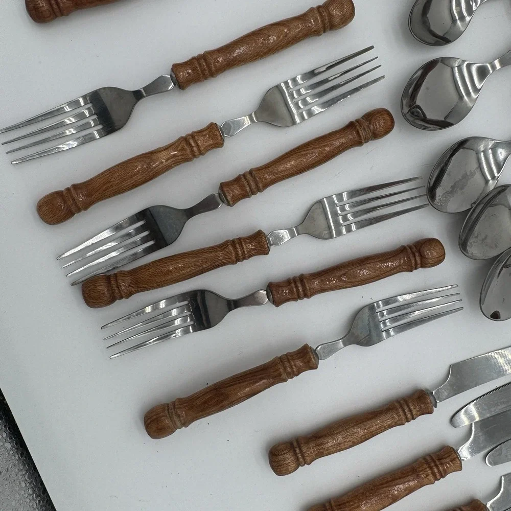 VTG Lifetime Cutlery Old Homestead Stainless Wood Handle Flatware Set 43‎ Pcs